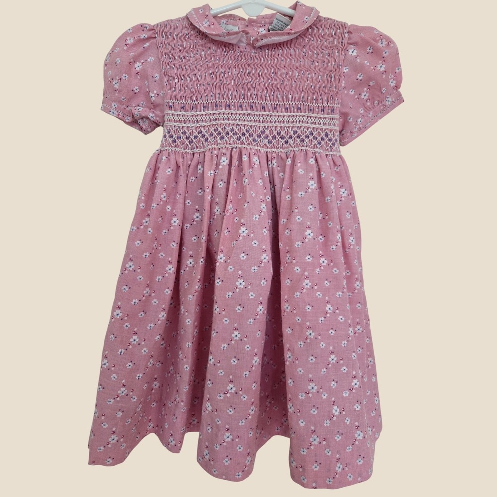 Carriage Boutique Pink Floral Smocked Dress Peter Pan Collar 24M N1-S18-W